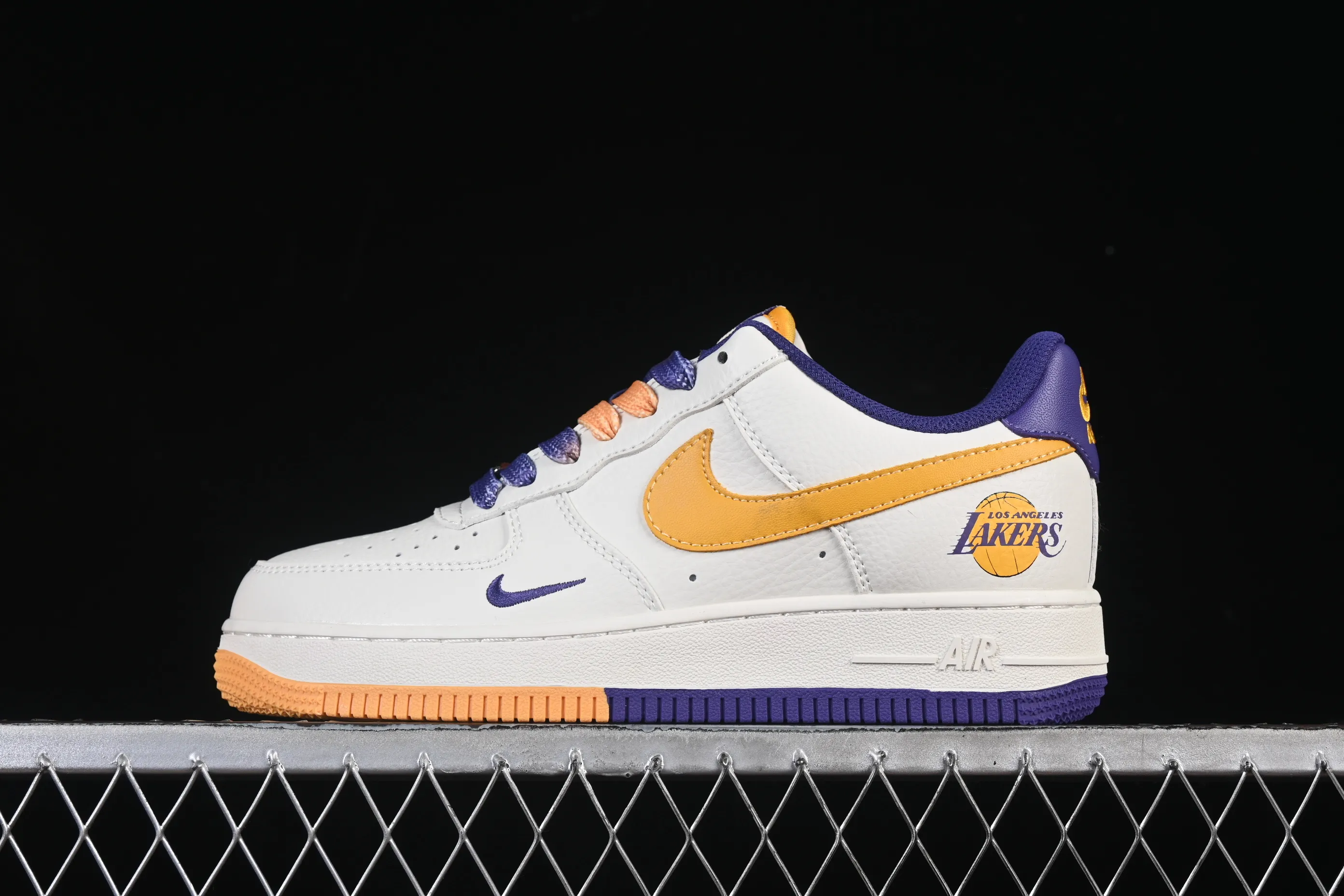 All categories Nk Air Force 1 Air Force series Nk Air Force 1 Low Air Force low-top Nike Air Force 1'07 Low NBA joint Purple Lakers Air Force 1 low-top casual sneakers CS5288-006